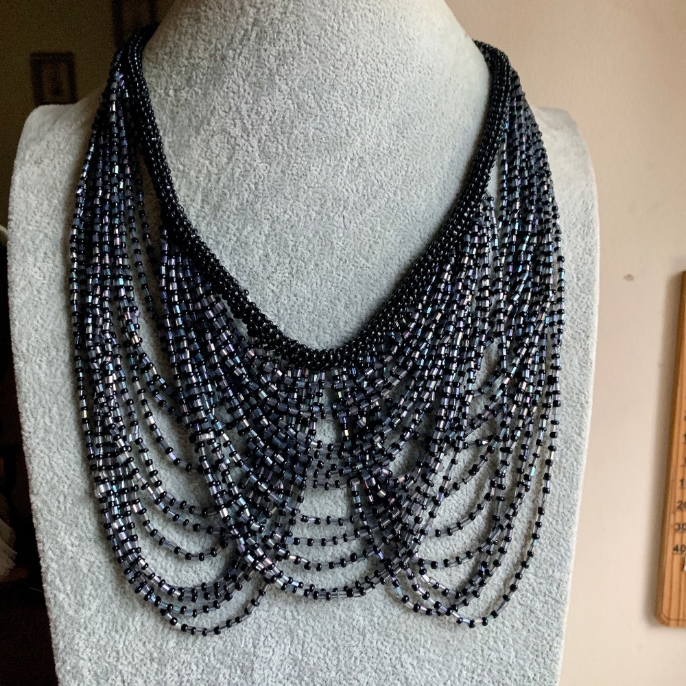 🕷 Amazing Black Seed Bead Spider Web Necklace - Gothic Web Necklace NWOT